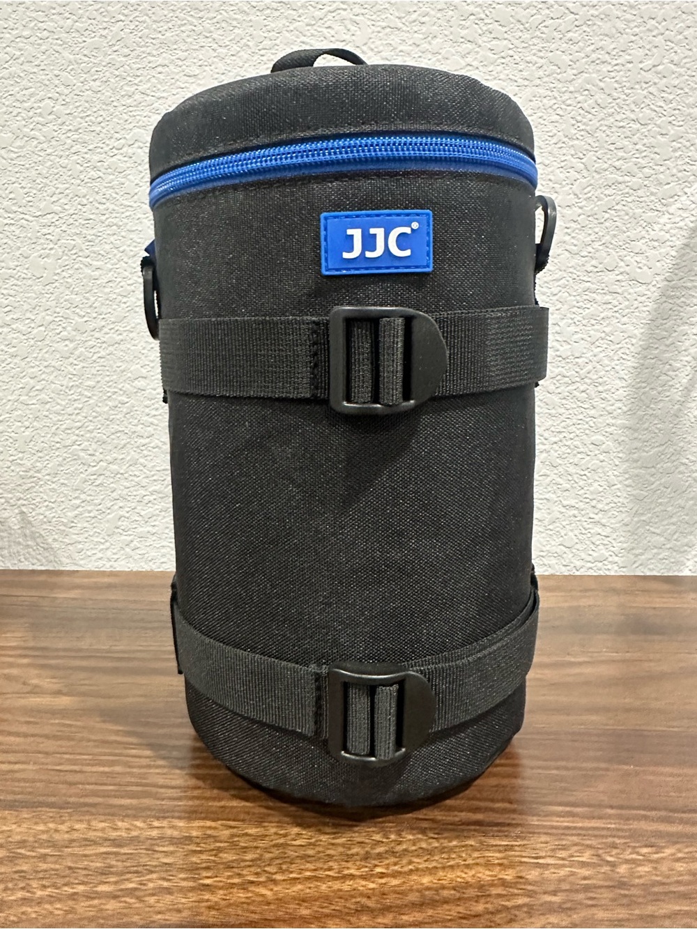 Black and Blue Lens Pouch - Protective Camera Lens Case